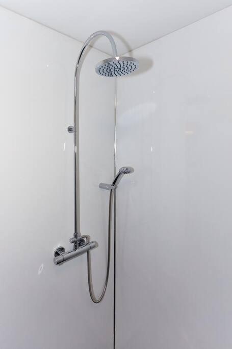 Little Bay View Apartment Оубън Екстериор снимка