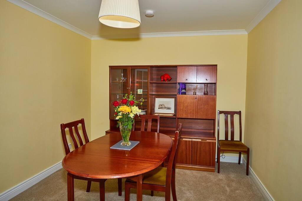 Little Bay View Apartment Оубън Екстериор снимка